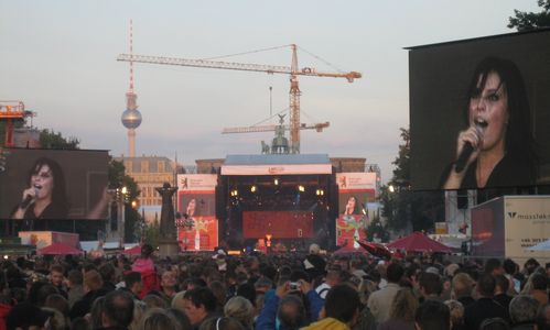 Blick zum Brandenburger Tor - Bühne